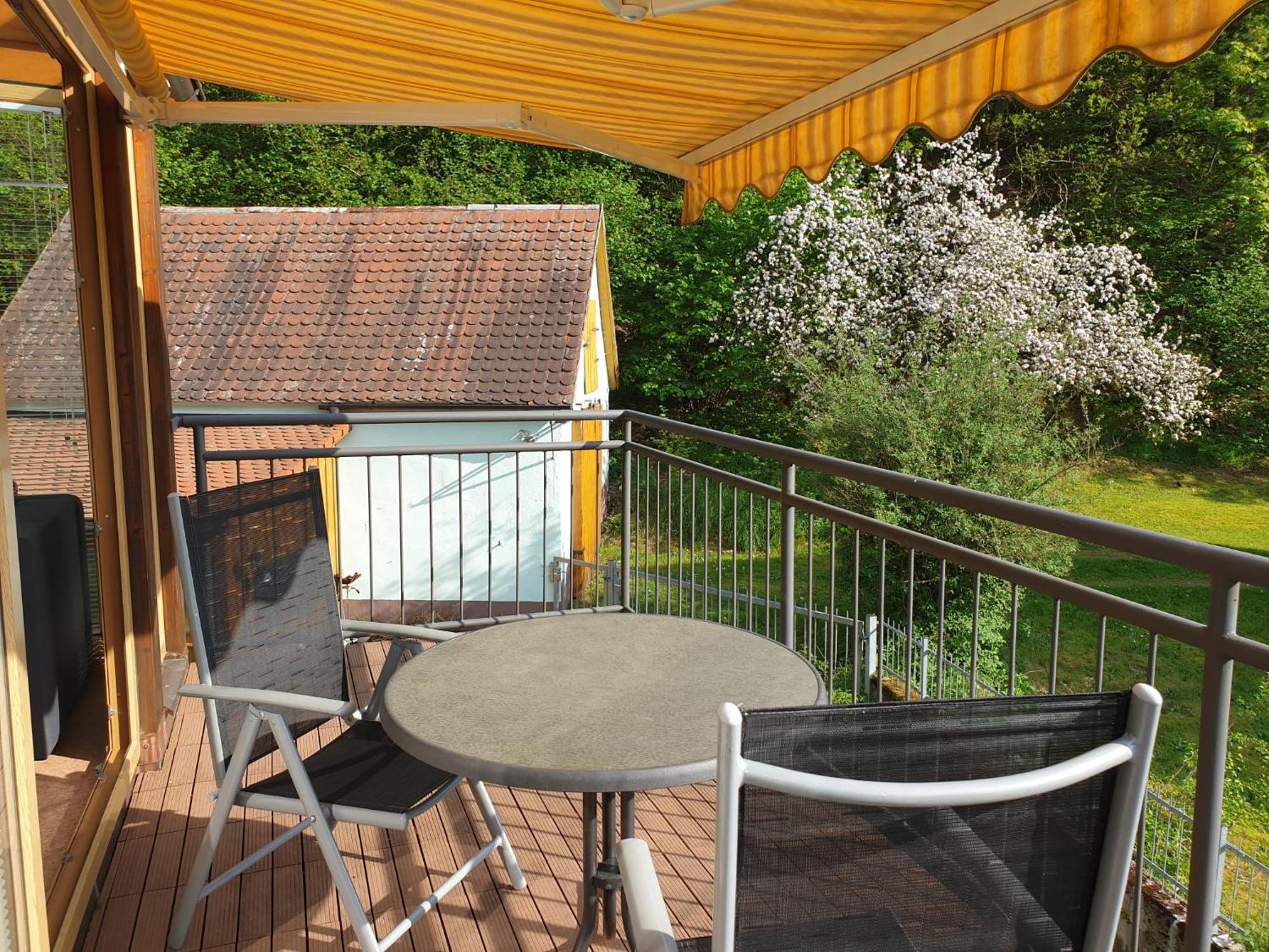 Ferienwohnung Und Sommerhaus Unter Der Burg Falkenberg  Extérieur photo
